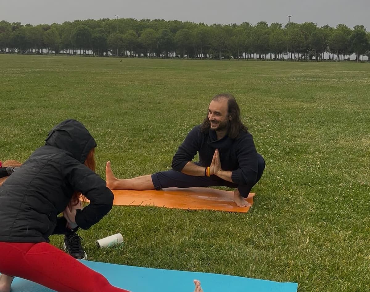 Kahvesine Yoga Fotoğrafı 12